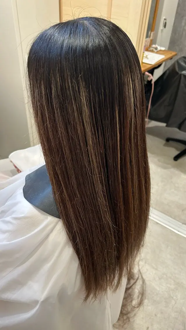 ロング カラー 似合わせ 顔周りYUUGAのヘアスタイル