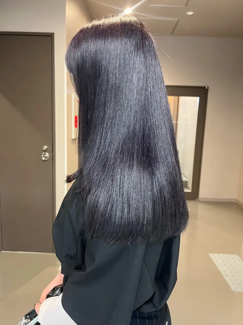カラー 黒髪 ブルーカラー ブルーブラック 韓国🇰🇷レイヤー 似合わせ顔まわりのヘアスタイル