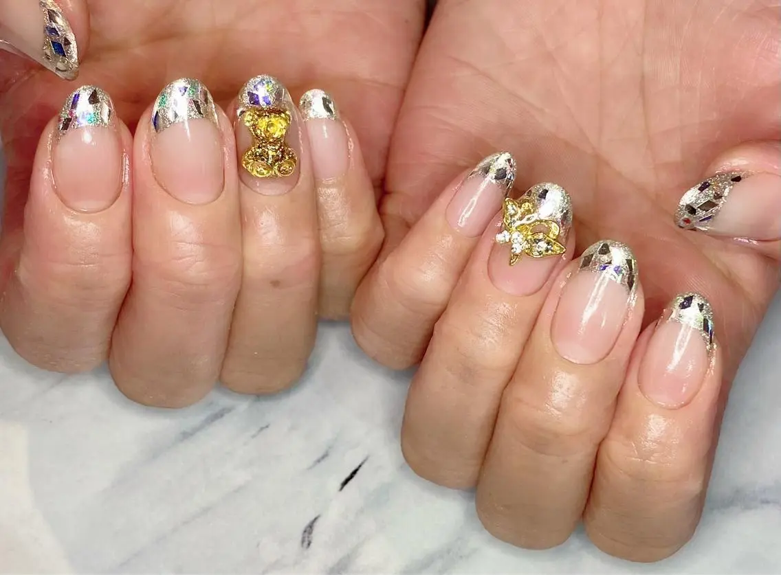 ネイル フレンチネイル ガラスフレンチ ストーンネイル ハンドネイル Lino+ ネイル&よもぎ蒸しのネイルデザイン