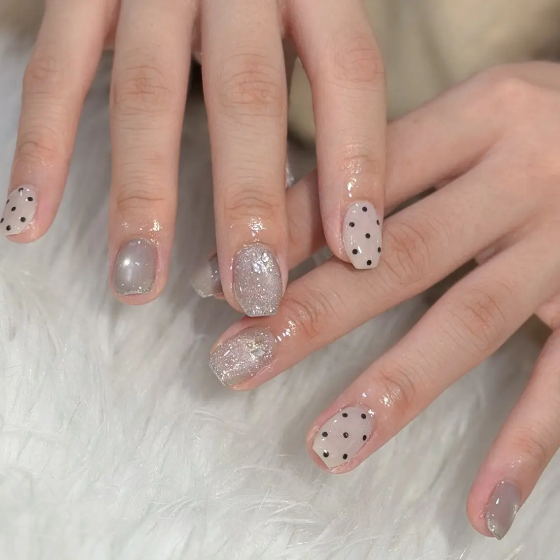ネイル ハンドネイル フットネイル LAVISH nanamiのネイルデザイン