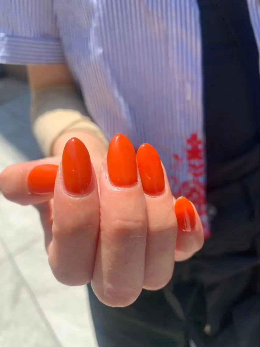 ネイル ワンカラーネイル オレンジ シンプルネイル sakae yurinaのネイルデザイン