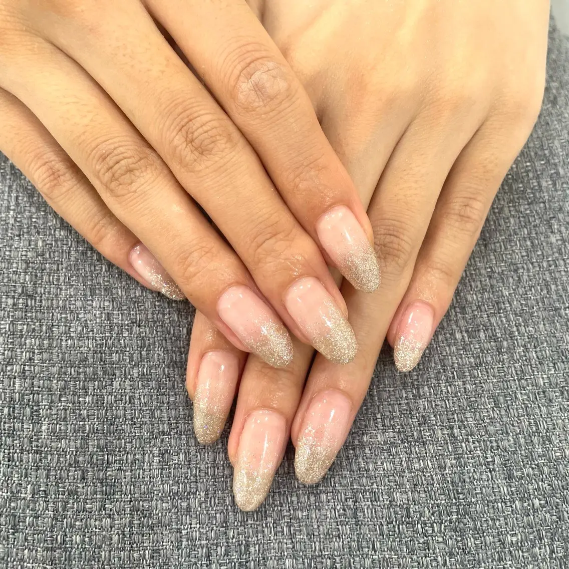 ネイル グラデーション LUCULIA銀座 西山のネイルデザイン