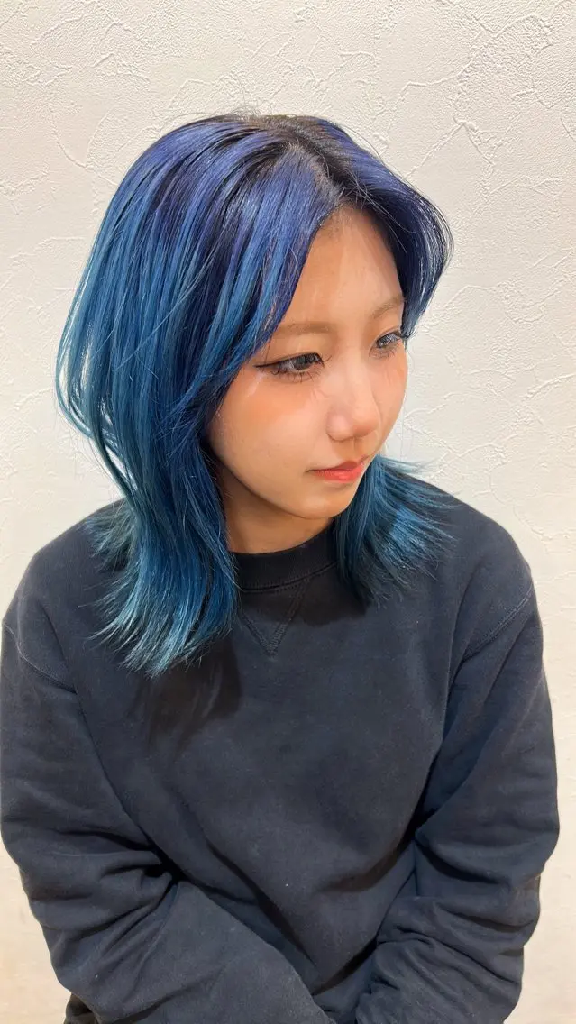 セミロング カラー ハイトーン特化⭐️ 飯田大樹のヘアスタイル