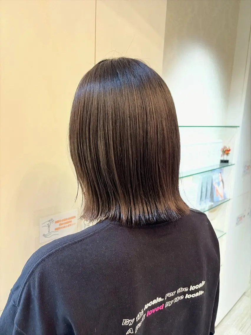 ミディアム カット 南 菜花のヘアスタイル