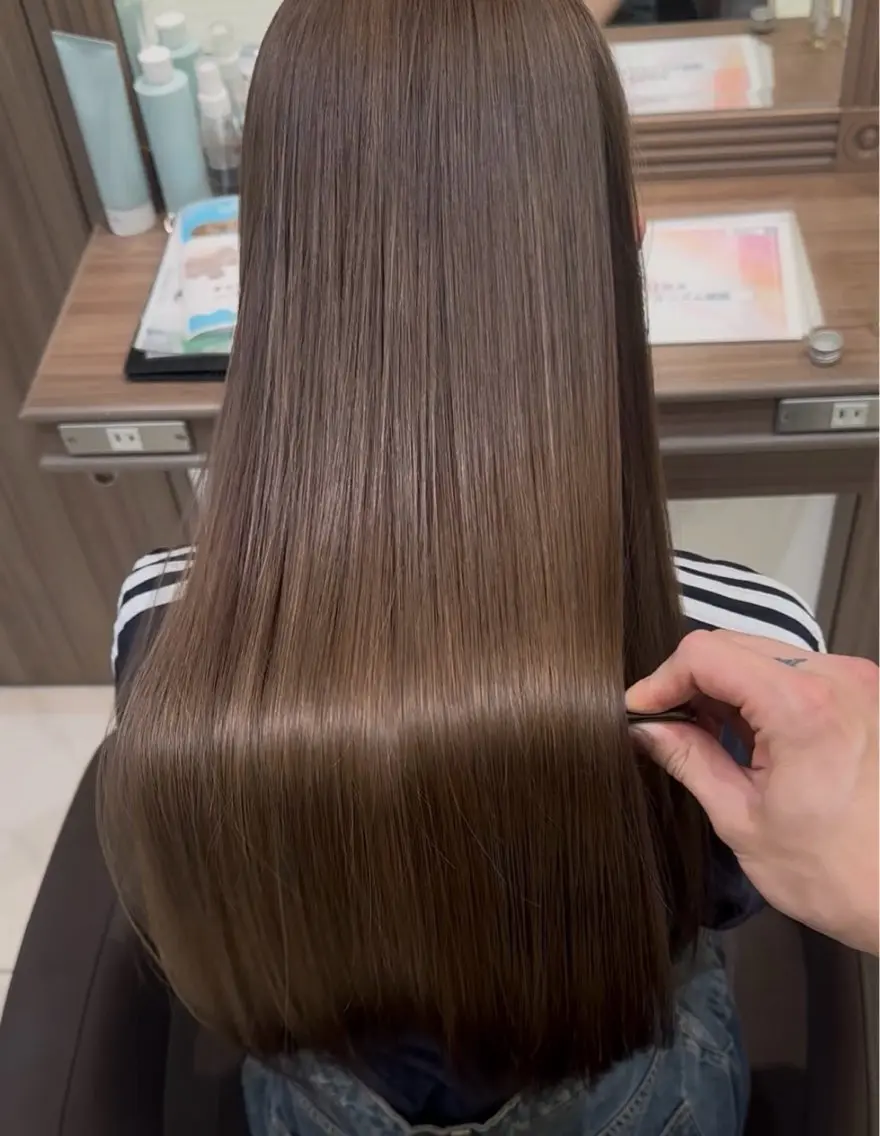 ロング 岩田 将弥のヘアスタイル