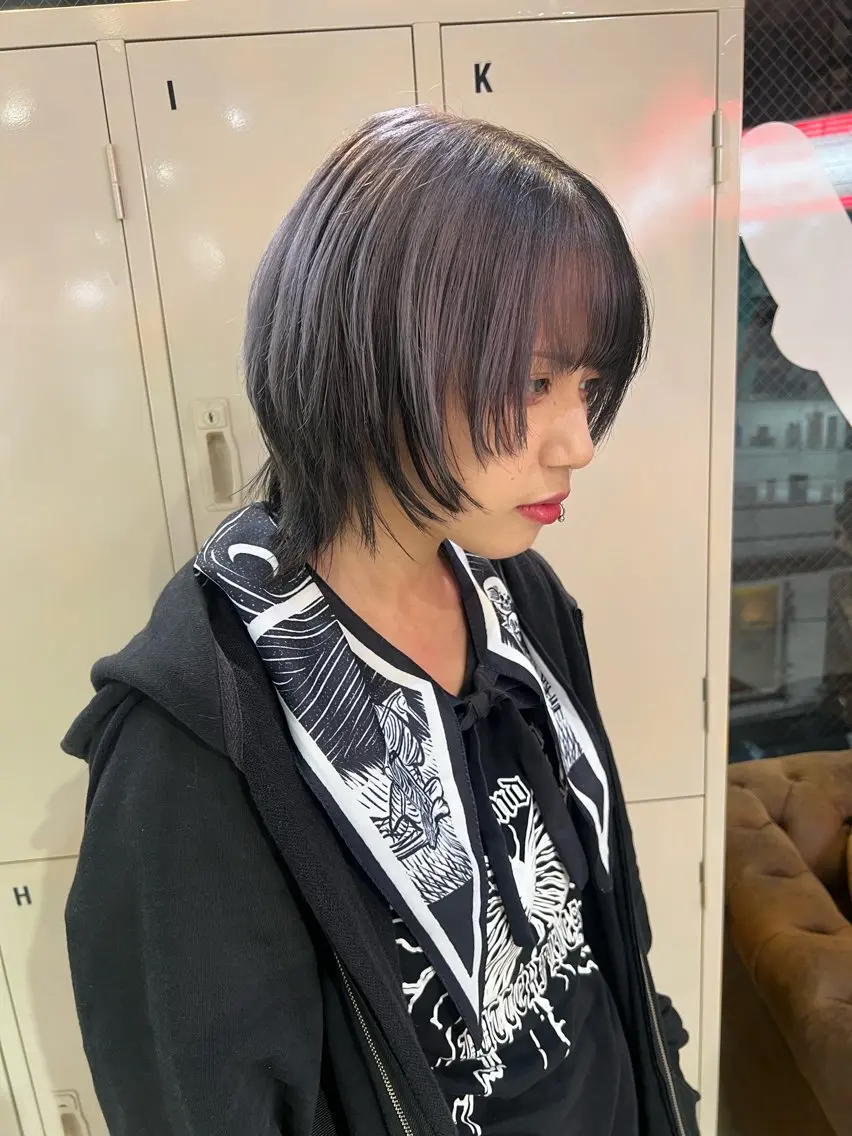 ミディアム ヘアカラー トリートメント 💥ウルフカット デザインあんな💥のヘアスタイル