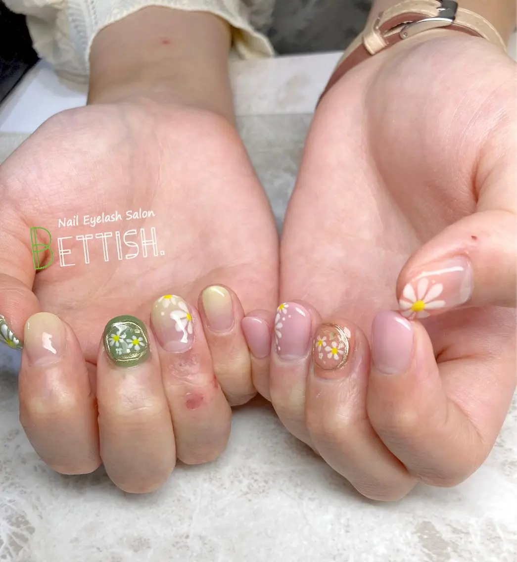 ネイル 春ネイル ハンドネイル BETTISH. KUMIKO☺︎︎のネイルデザイン