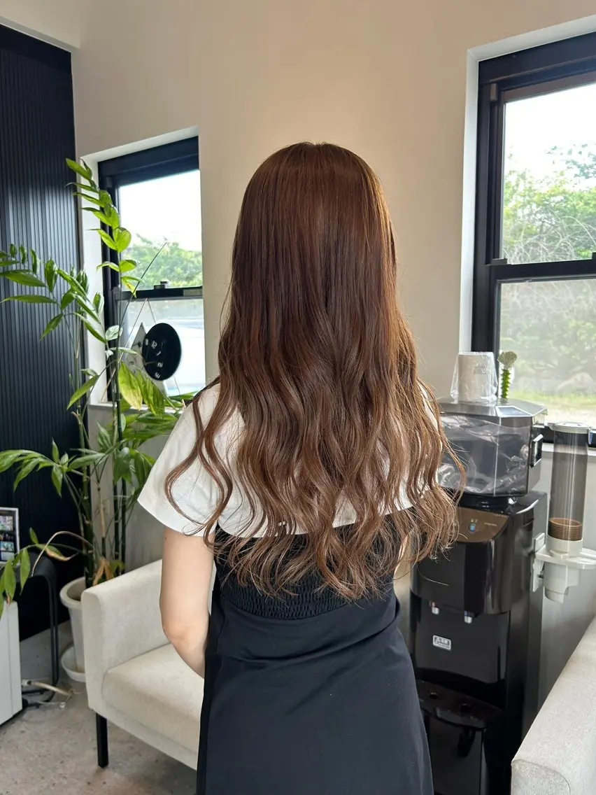 ロング カラー ロング カット ヘアカラー トリートメント SHIINA シイナのヘアスタイル