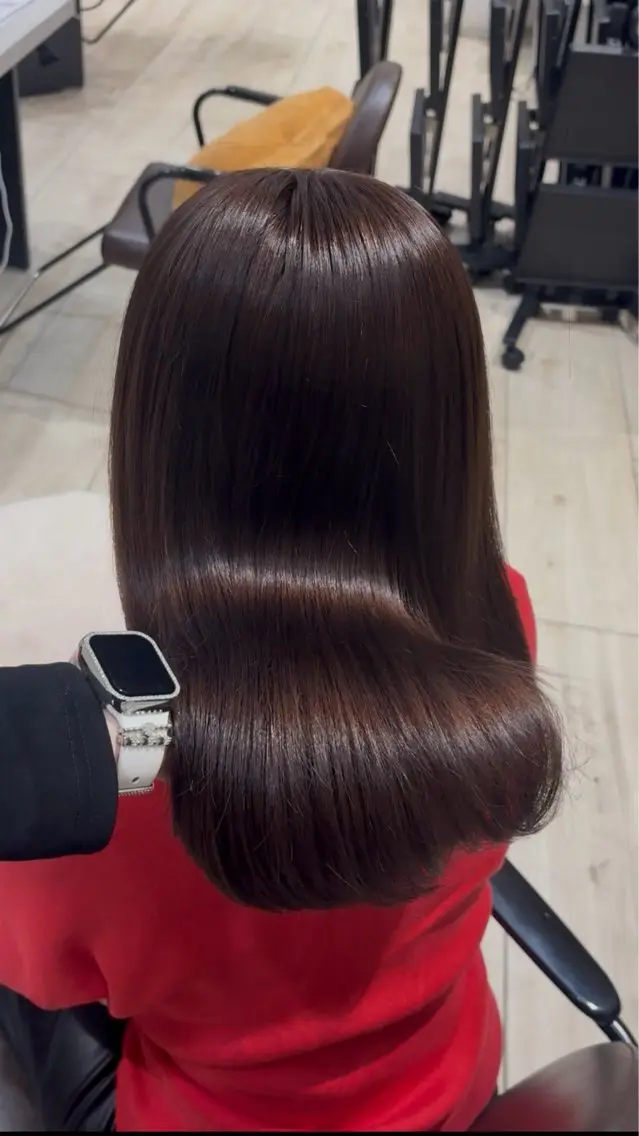 ミディアム ヘアカラー トリートメント nozomi 🤍のヘアスタイル