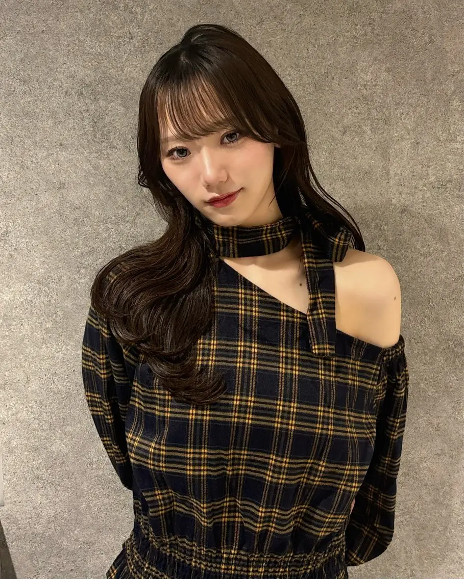 セミロング カラー グレージュ 韓国風ヘア レイヤーカット カット ヘアカラー トリートメント RURI韓国ボブ 🇰🇷タッセルボブのヘアスタイル