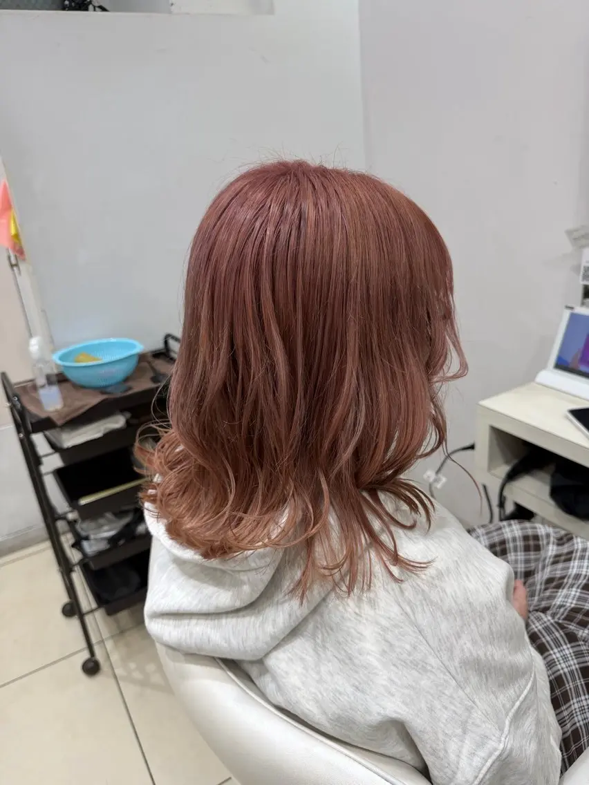 ミディアム カラー ベージュカラー ピンクカラー ピンクベージュ ヘアカラー 🤎ベージュカラー/ 髪質改善/山岸🤎のヘアスタイル