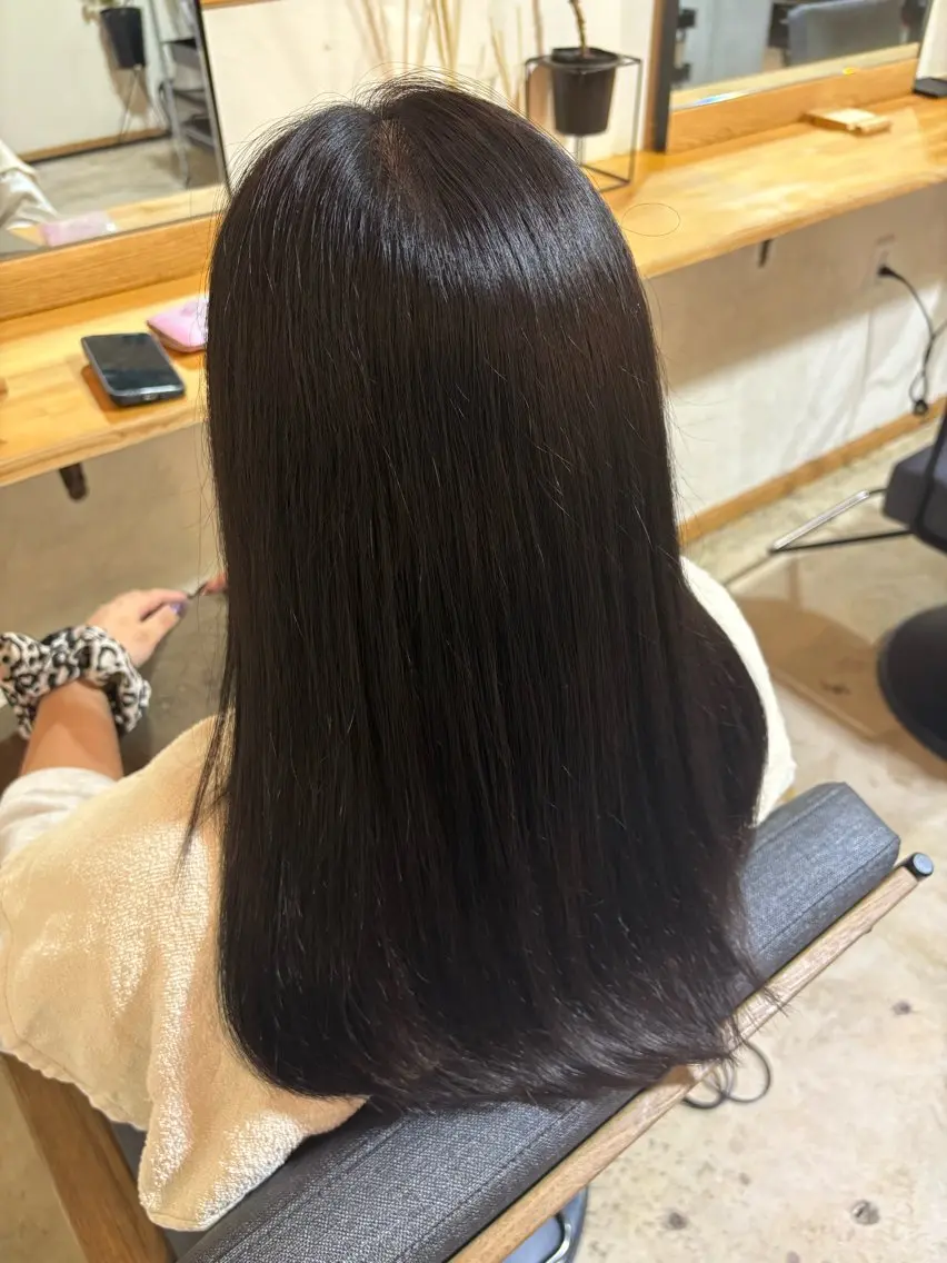 カラー 木崎 優来のヘアスタイル