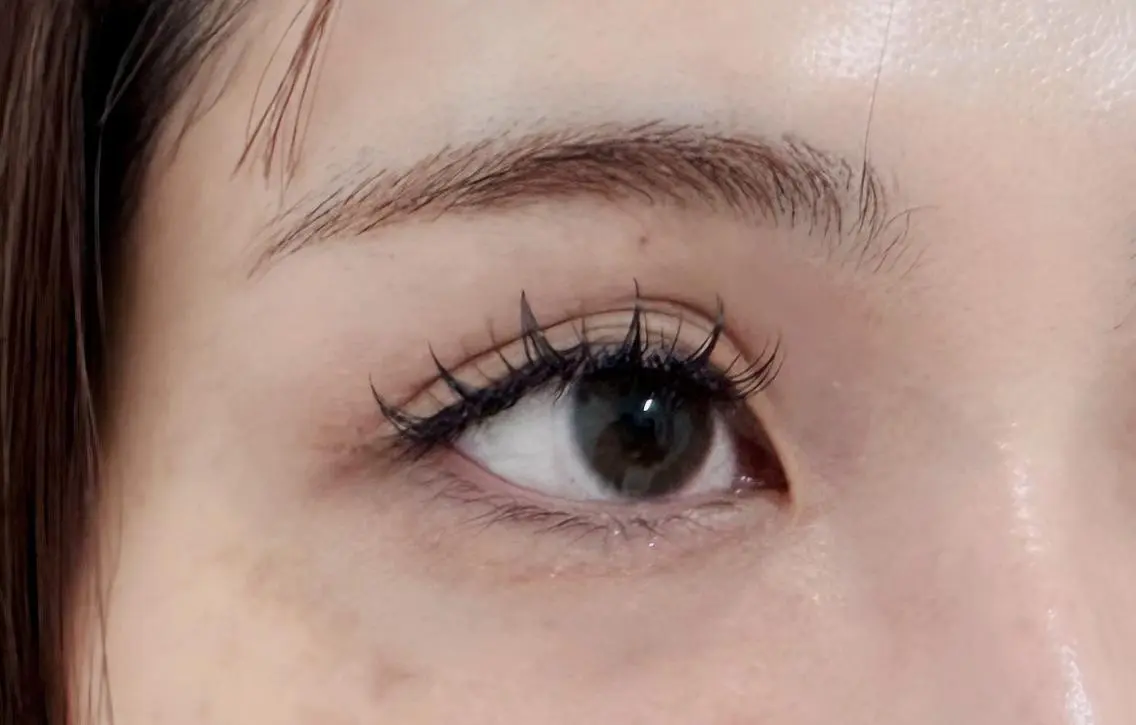マツエク・マツパ フラットラッシュ 韓国風マツエク パリジェンヌラッシュリフト まつげパーマ 下まつげエクステ KUMI🤎Eye lash🌻新大久保のマツエク・マツパデザイン