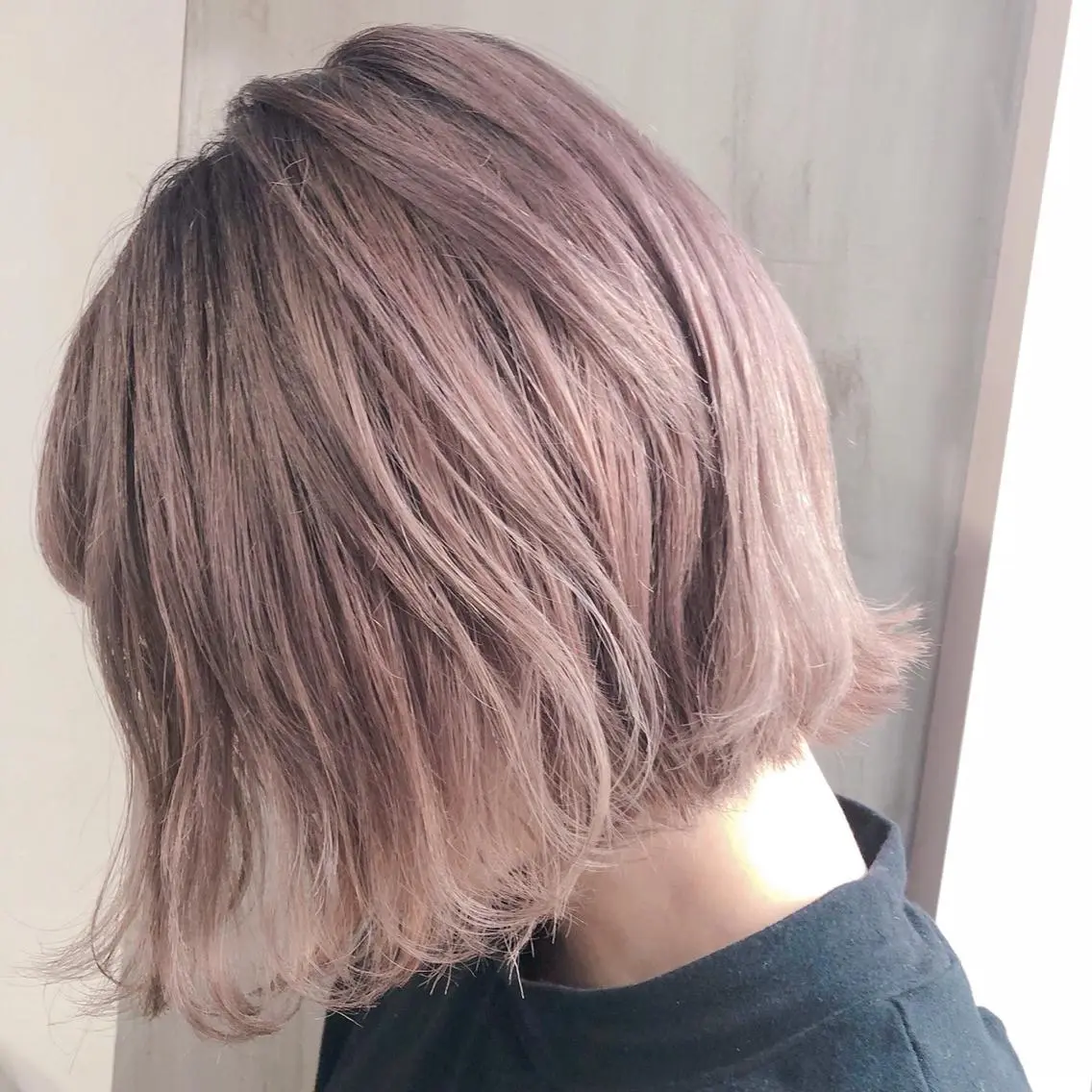 ショート カラー ブリーチ 透明感カラー シールエクステ×美髪 改善/ヨシモトカンジのヘアスタイル