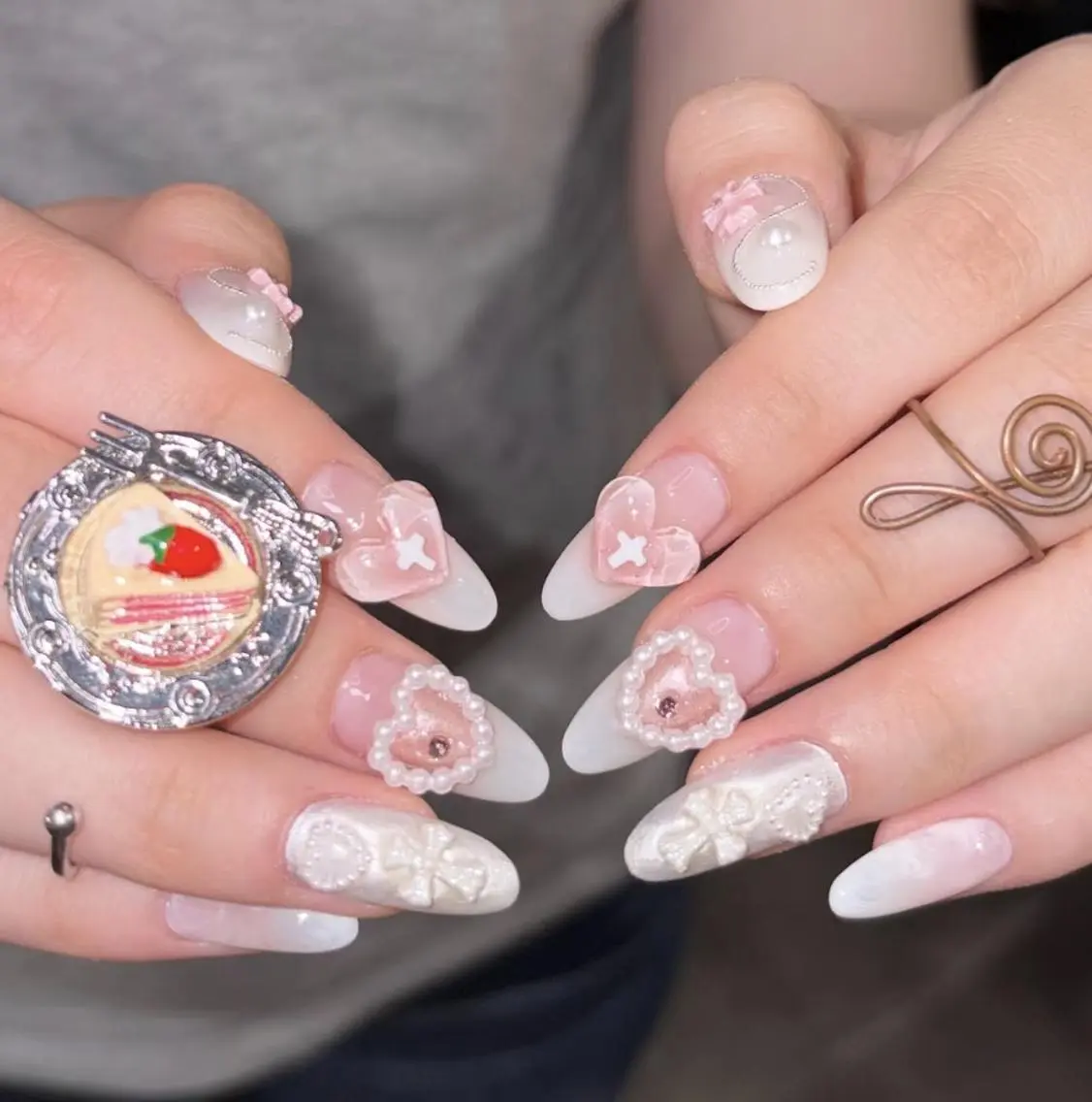 ネイル ハンドネイル TiTi Nail🫧のネイルデザイン