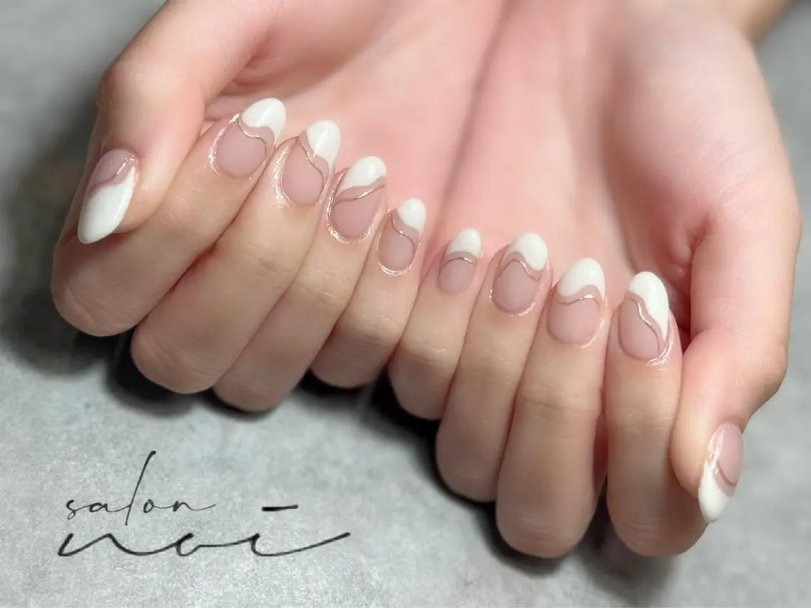 ネイル フレンチネイル ハンドネイル salon noiのネイルデザイン