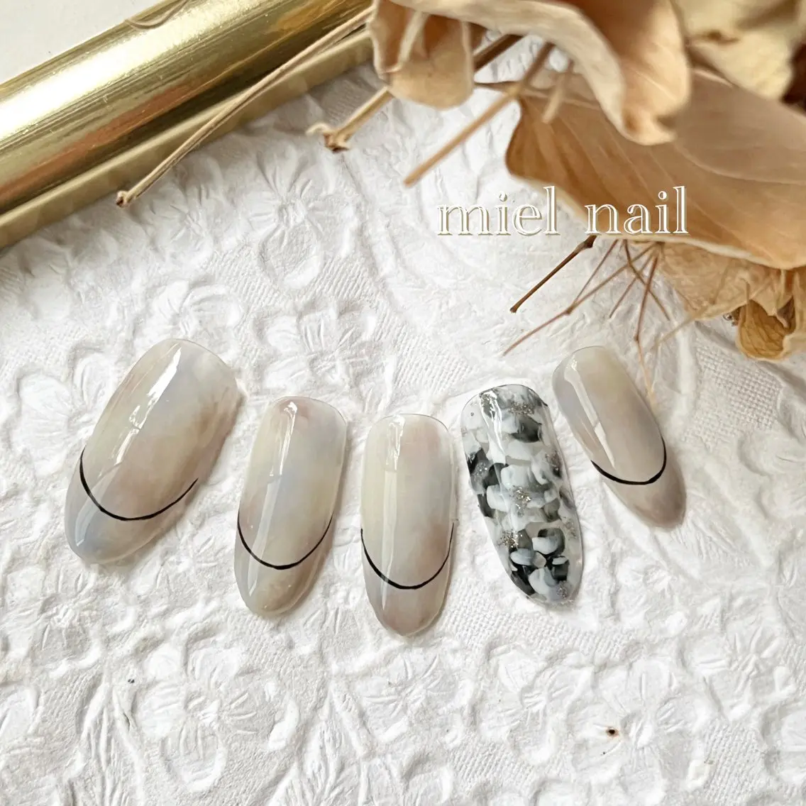 ネイル フレンチネイル 大理石ネイル(マーブル) ニュアンスネイル miel nailのネイルデザイン