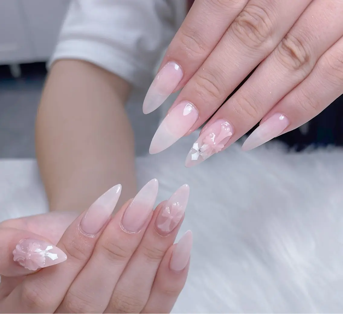 ネイル 長さ出し ジェルネイル 韓国ネイル 持ち込み ワンカラーネイル ハンドネイル kana nailのネイルデザイン