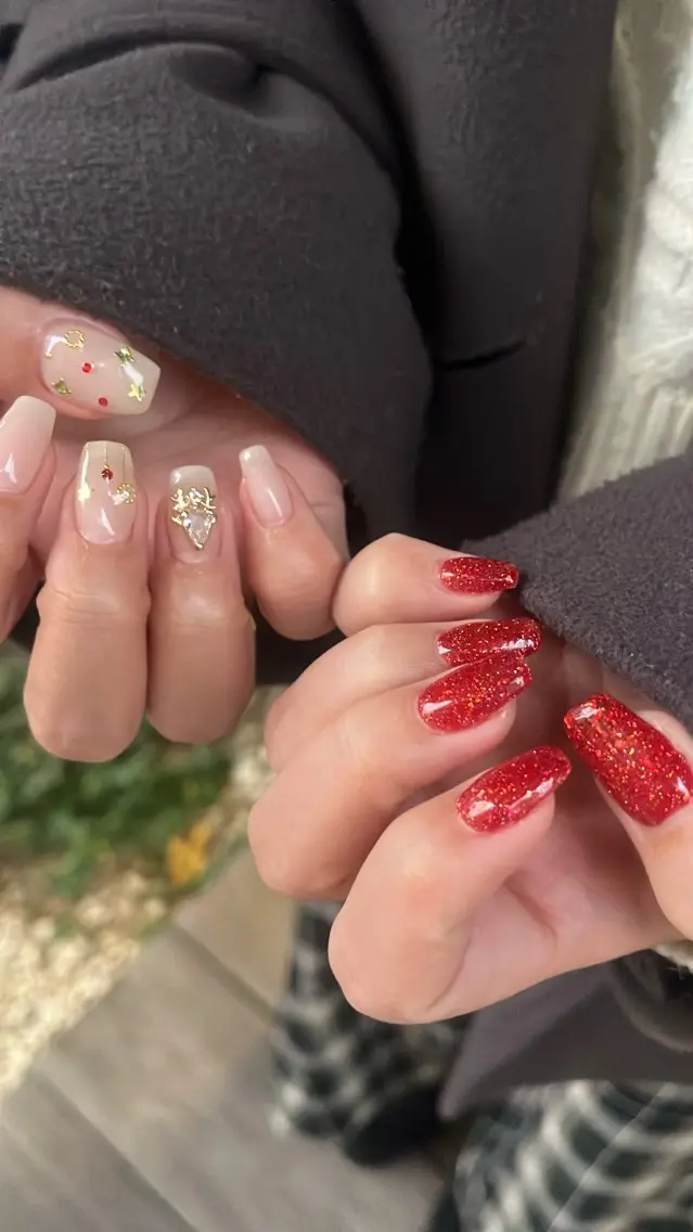 ネイル フラッシュネイル ニュアンスネイル シンプルネイル 冬ネイル クリスマス SAKU nail 作島茜のネイルデザイン