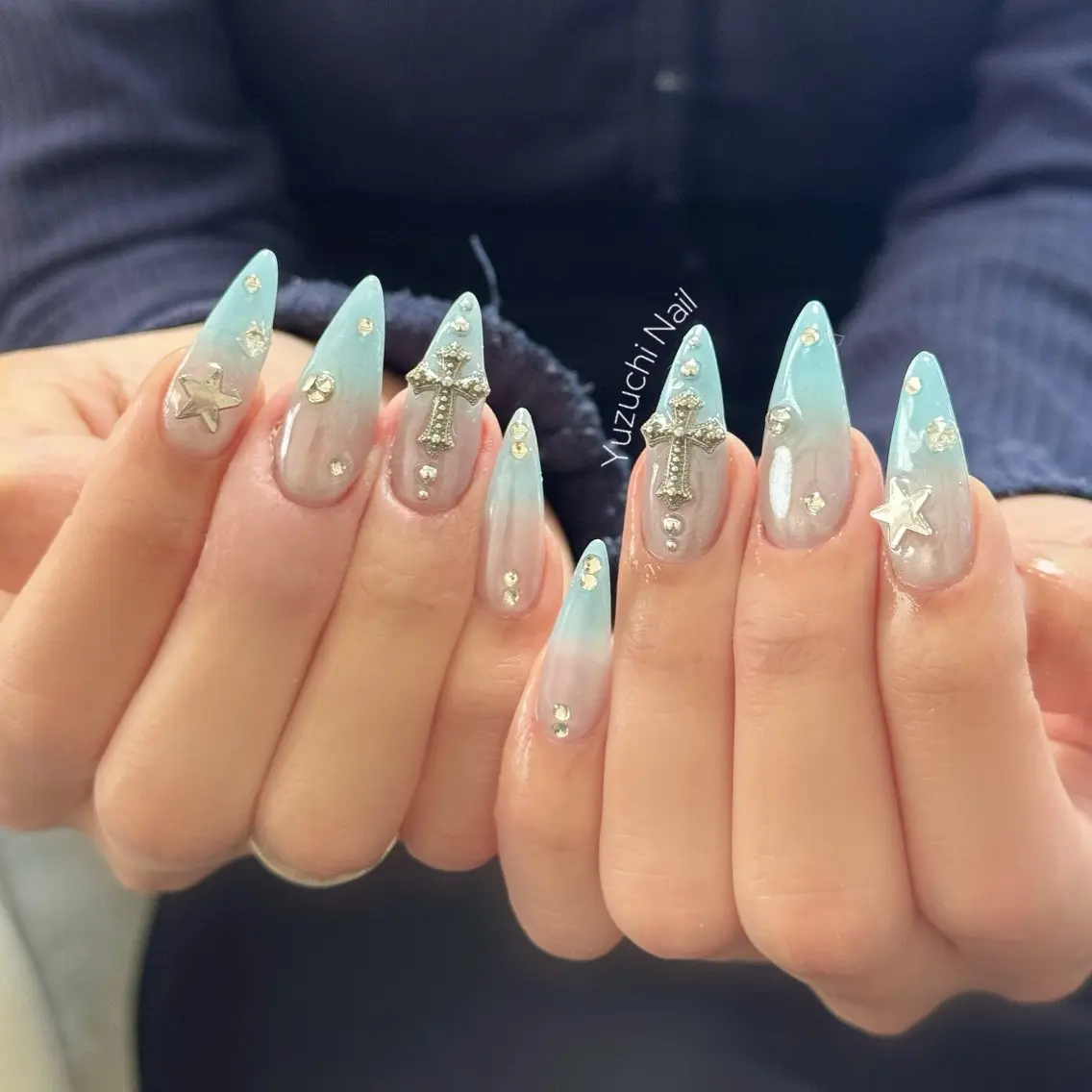 ネイル 長さ出し キラキラネイル ハンドネイル Yuzuchi Nailのネイルデザイン