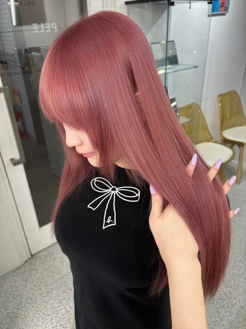 ロング PELE  原宿 airiのヘアスタイル