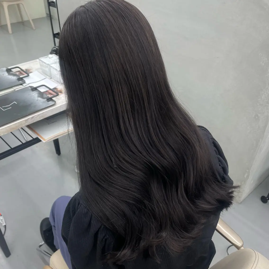 ロング カラー ブラウンカラー ラベンダーカラー 松村 友里圭のヘアスタイル