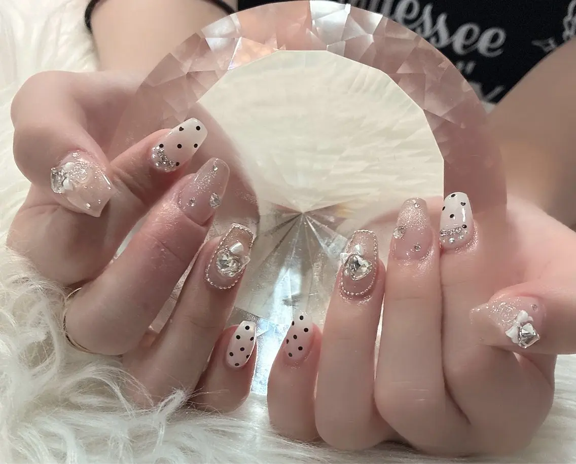 ネイル ハンドネイル LoaChaton kaeのネイルデザイン