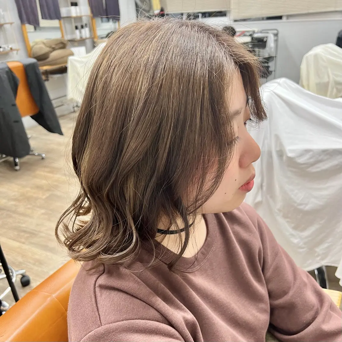 セミロング カラー ベージュカラー ブリーチ ブラウンカラー 透明感カラー グレージュ ヘアカラー 小谷野 七海🐬のヘアスタイル
