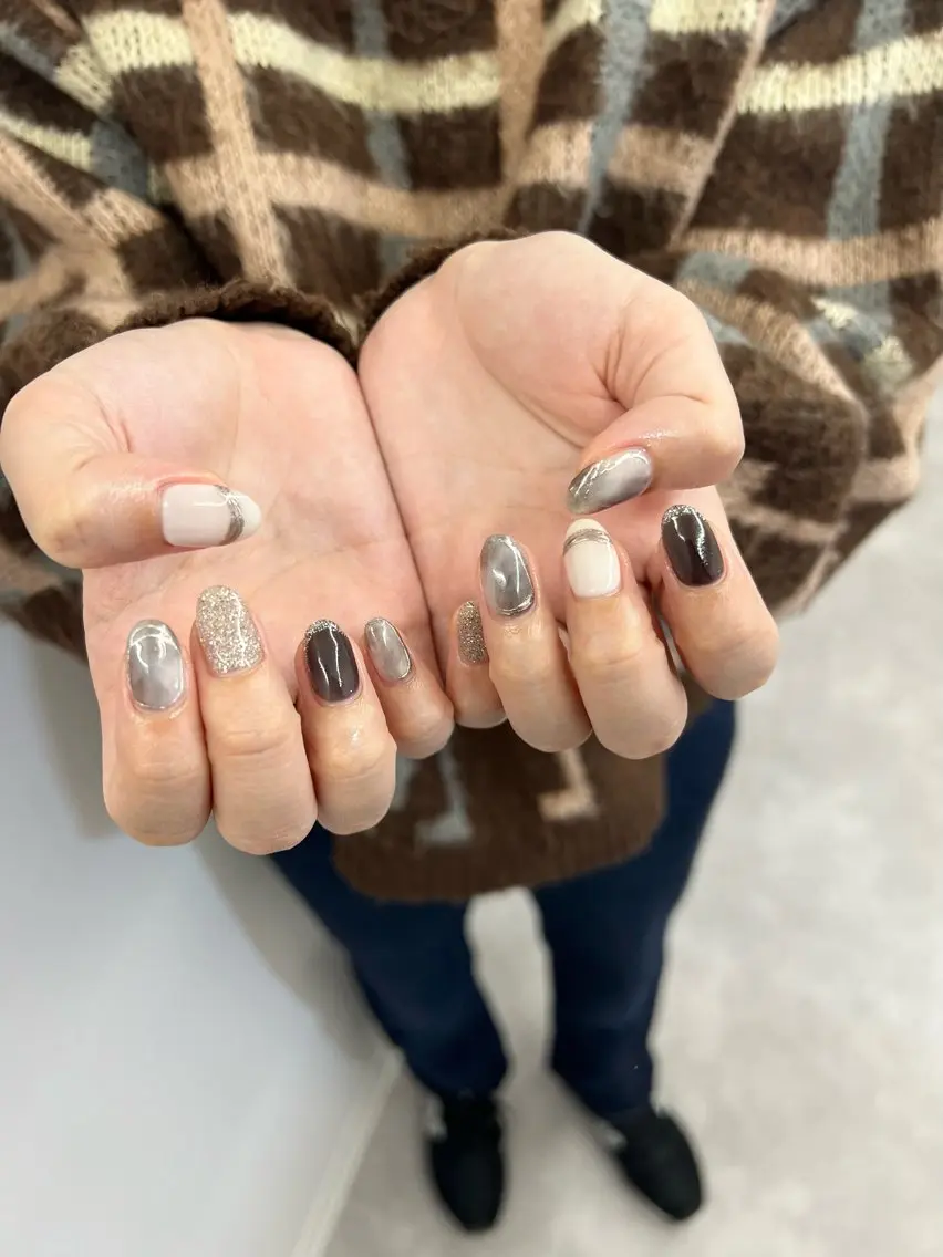 ネイル フラッシュネイル フレンチネイル ジェルネイル マグネットネイル ニュアンスネイル ハンドネイル ハンドケア Bana_ Nailのネイルデザイン