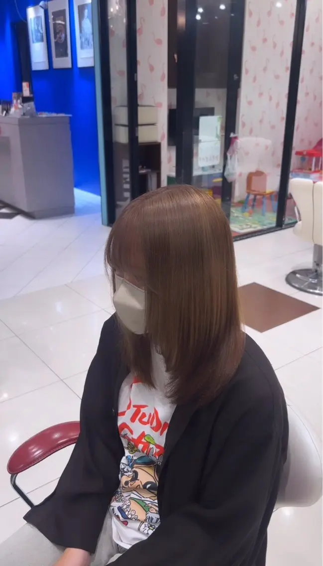 ミディアム ヘアカラー ハイトーンカラー✨️ 艶カラー特化Amiのヘアスタイル