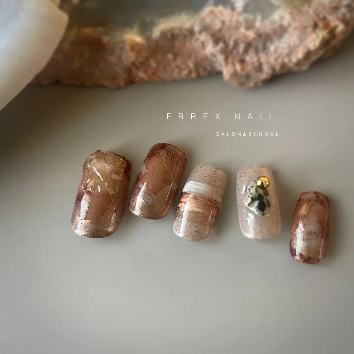 ネイル ハンドネイル ハンドケア freex nail /ニュアンス/個性派のネイルデザイン