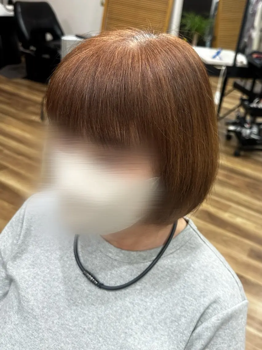 ショート ボブ 顔まわりレイヤー 顔周りカット レイヤーカット 森 音遠のヘアスタイル