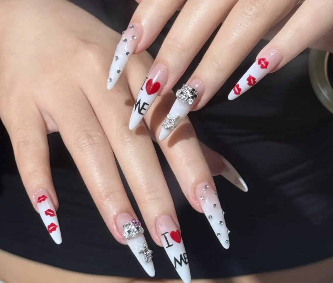 ネイル ハンドネイル 🎀 NaNa_nailのネイルデザイン