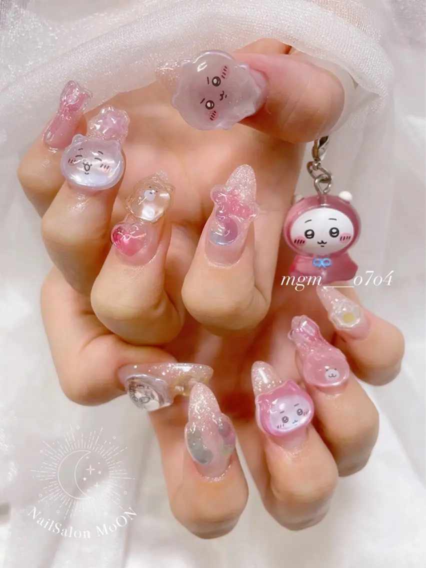 ハンドネイル ハンドケア MoON...❤︎ MeGuのネイルデザイン