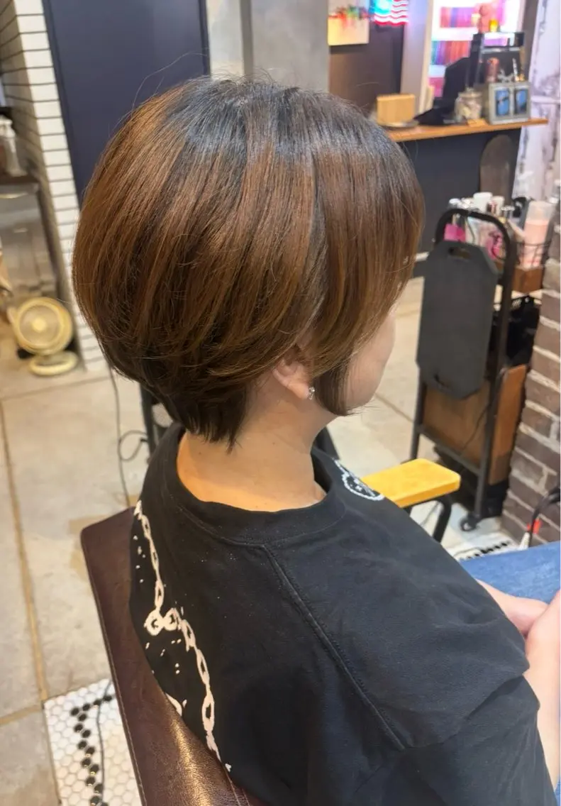 レディースショートカットの写真