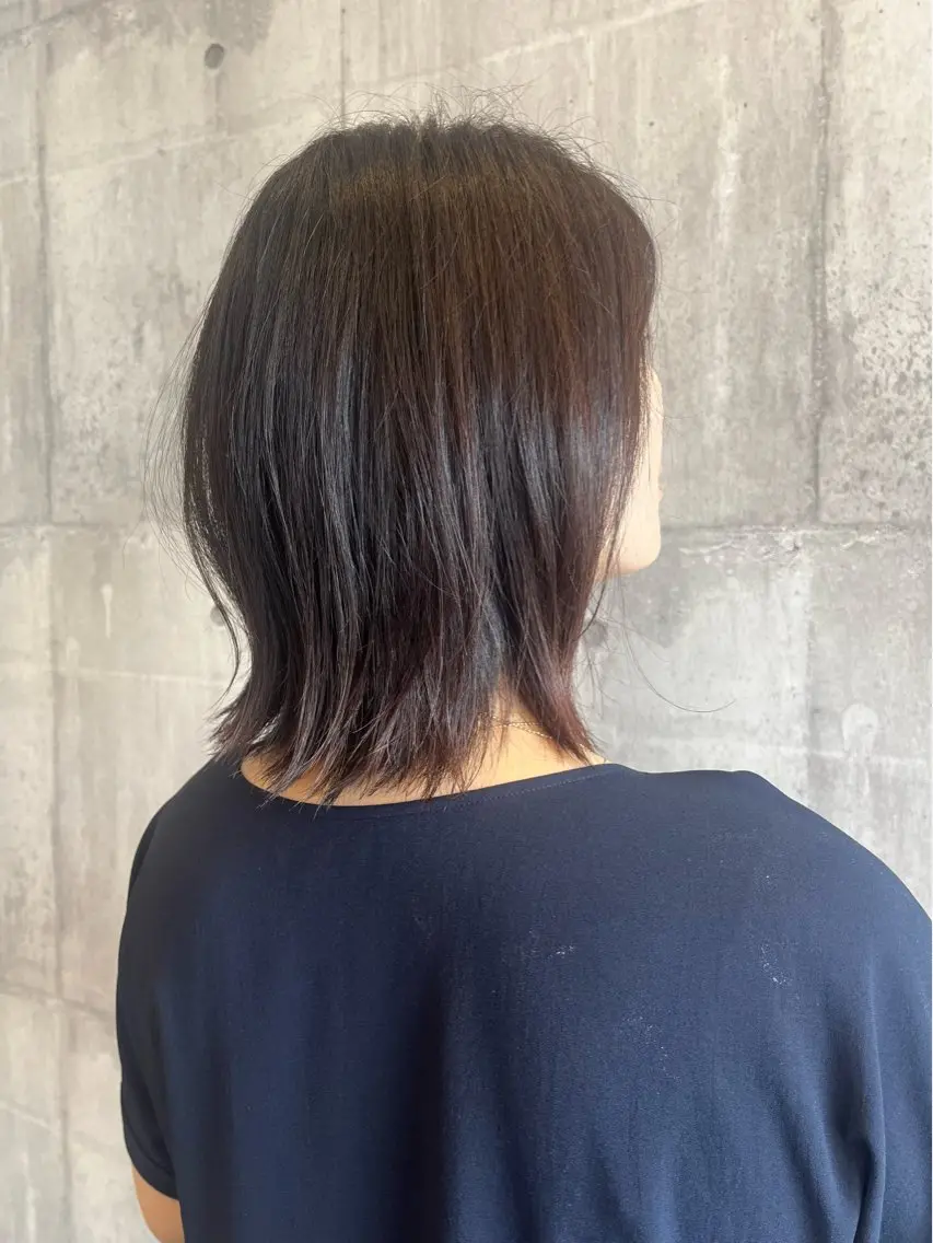 ミディアム レイヤーカット ウルフカット いけだ さやかのヘアスタイル