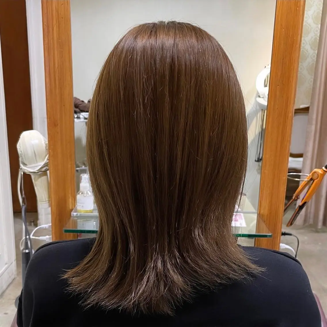 セミロング カラー oto 🫧のヘアスタイル