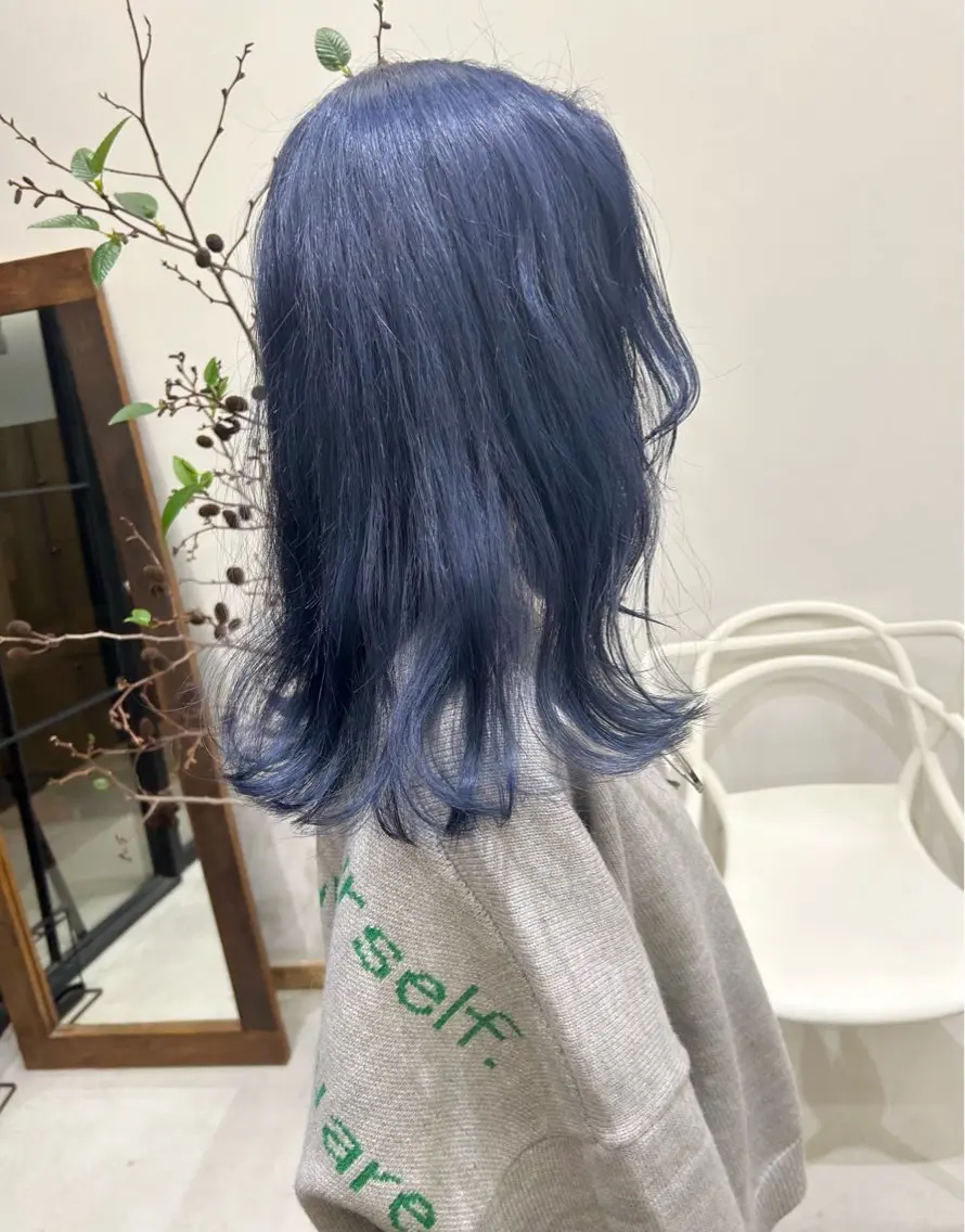 ミディアム カラー パーマ ヘアアレンジ デザインカラー/ボブ ブリーチカラー/ユリのヘアスタイル