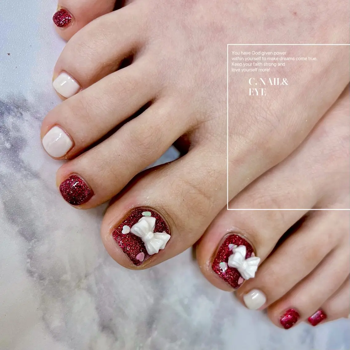 ネイル フラッシュネイル 氷ネイル・うるうるネイル キラキラネイル 韓国ネイル マグネットネイル C.Nail &Eyeのネイルデザイン