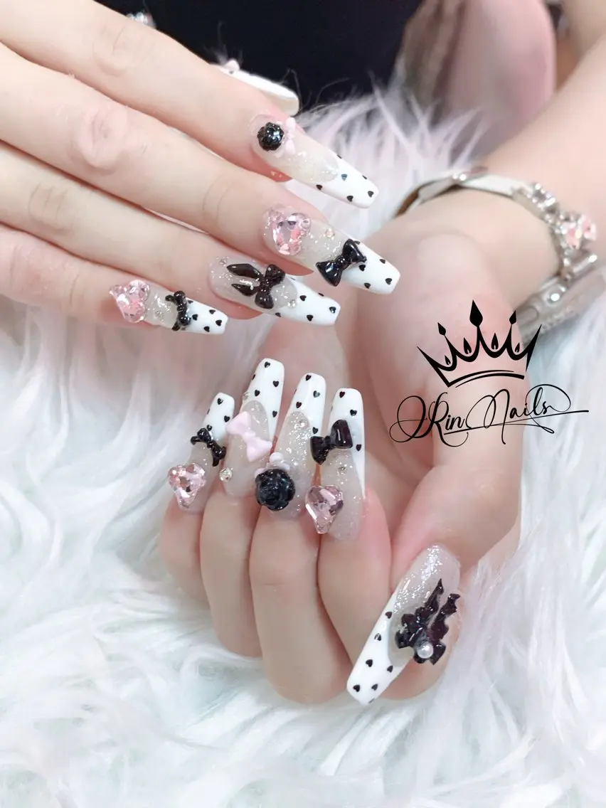 ネイル Rin.nails ネイルサロンのネイルデザイン