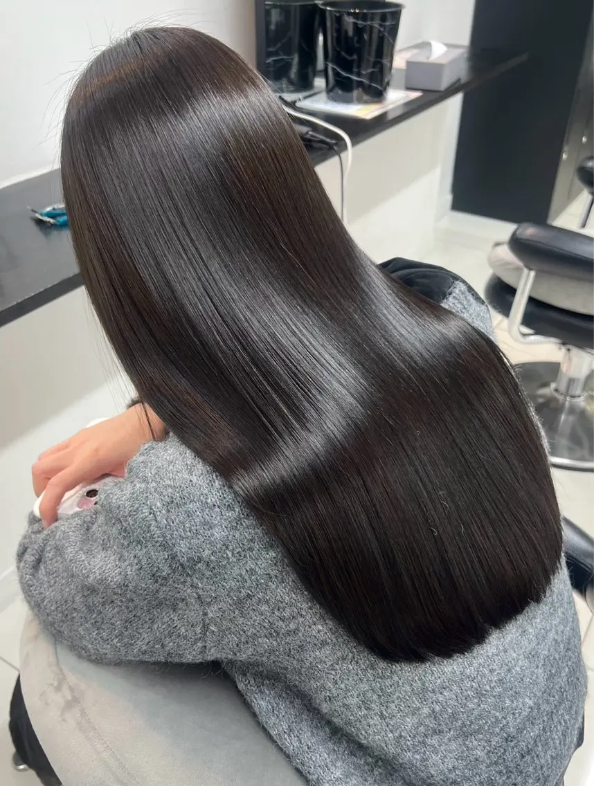 ロング ヘアカラー ブリーチカラー👑 ハイトーン・ベージュのヘアスタイル
