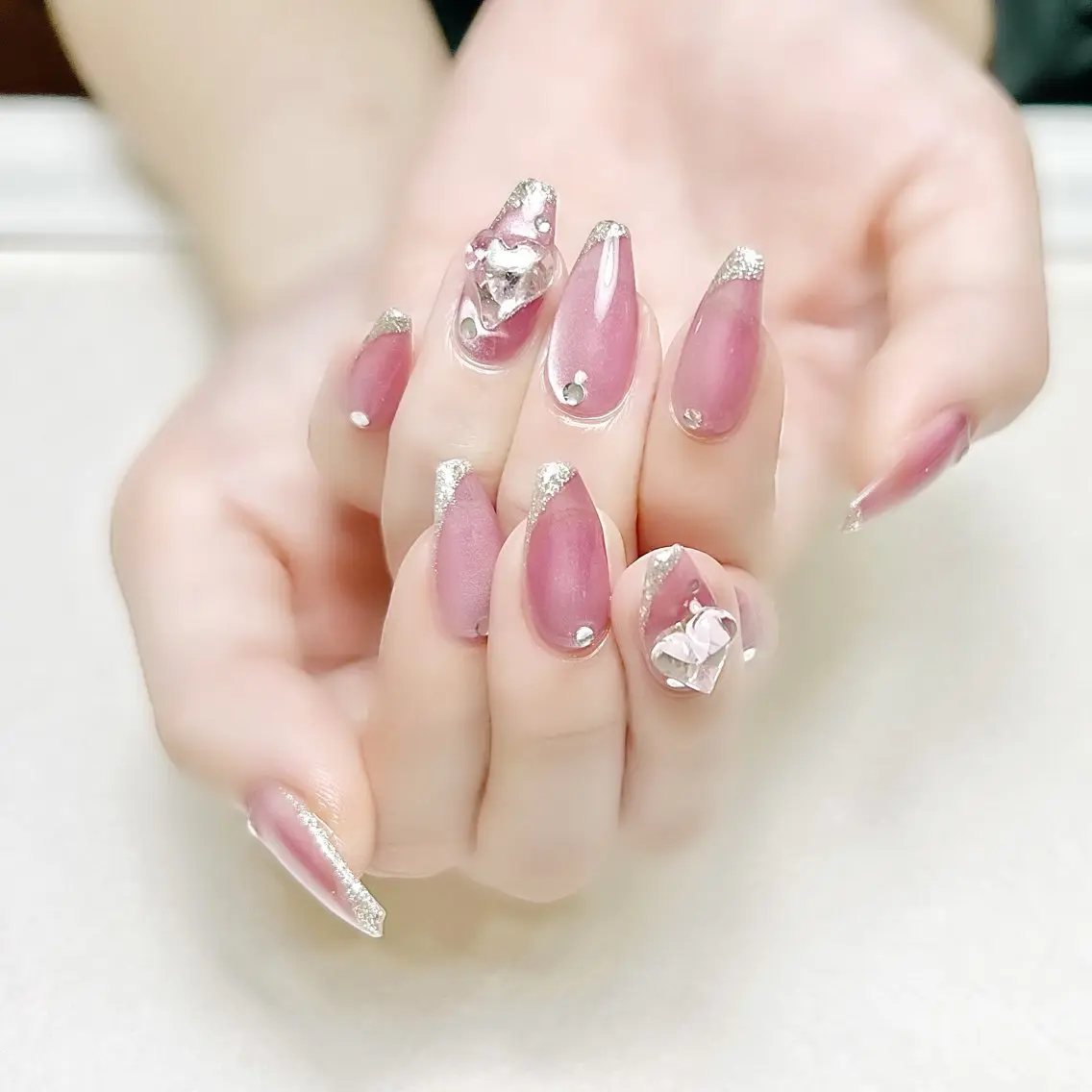 ネイル ガーリー マグネットネイル オフィスネイル ワンカラーネイル ピンク rouse nail RISATOのネイルデザイン