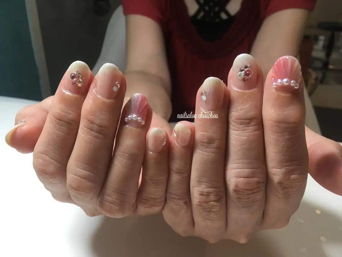 ネイル 爪のお悩みサロン シュシュエットのネイルデザイン