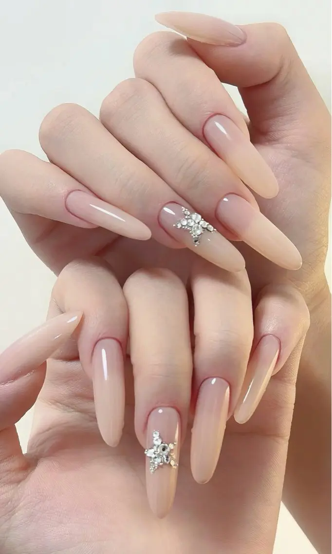 ネイル ワンカラーネイル シンプルネイル ストーンネイル ネイルチップ BabyYouMi nailのネイルデザイン