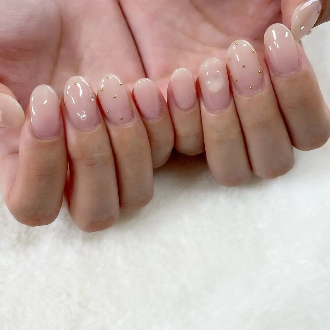 ネイル 東 千夏のネイルデザイン