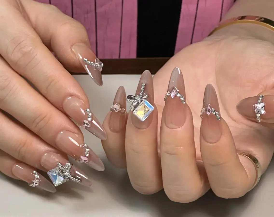 ネイル ハンドネイル Pure&Rich Nailのネイルデザイン