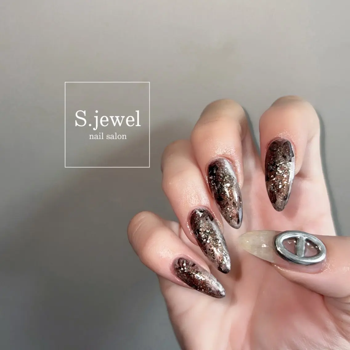ネイル S. JEWELのネイルデザイン