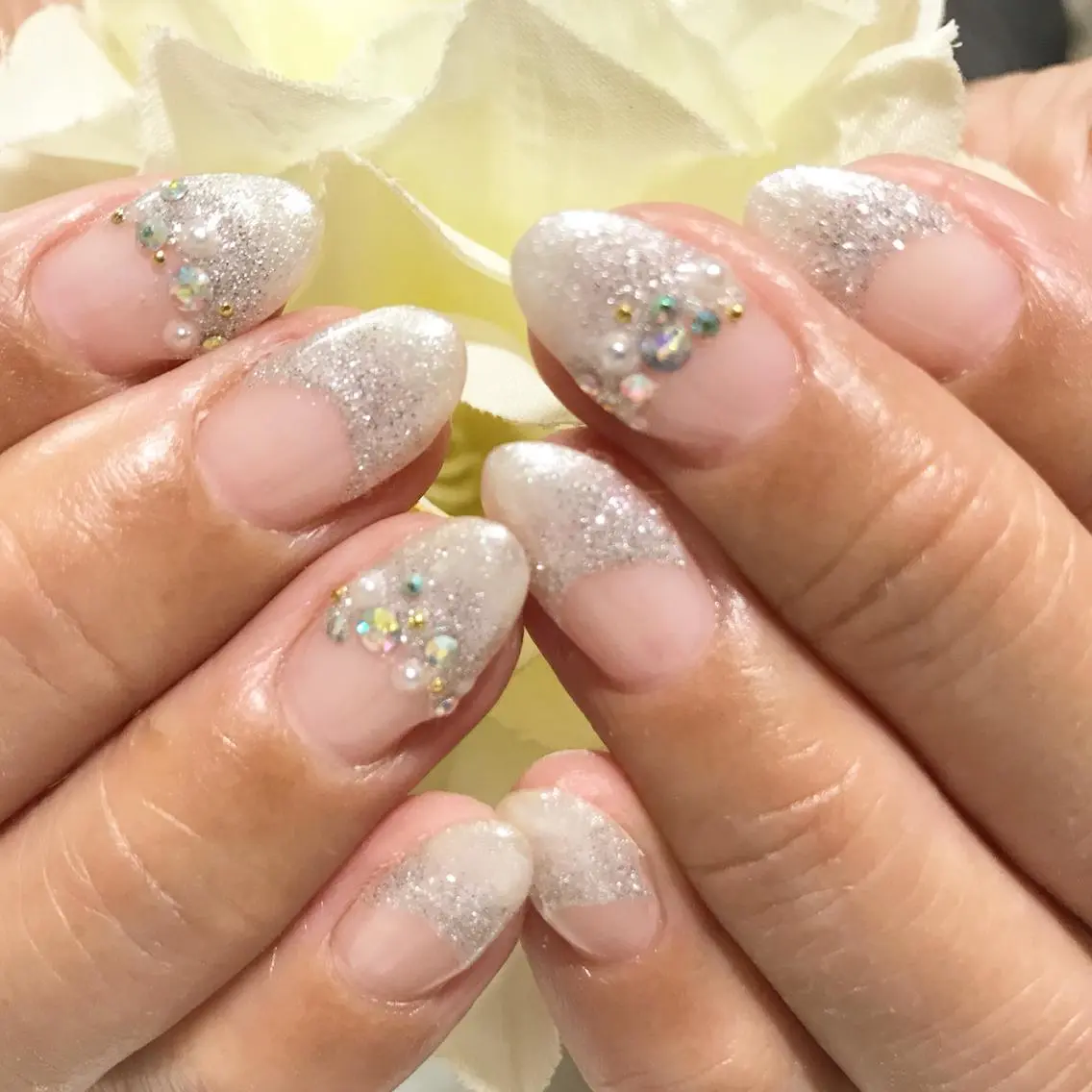 ネイル フットネイル フレンチネイル シルバー シンプルネイル 春ネイル nail fufla ♡yamane♡のネイルデザイン