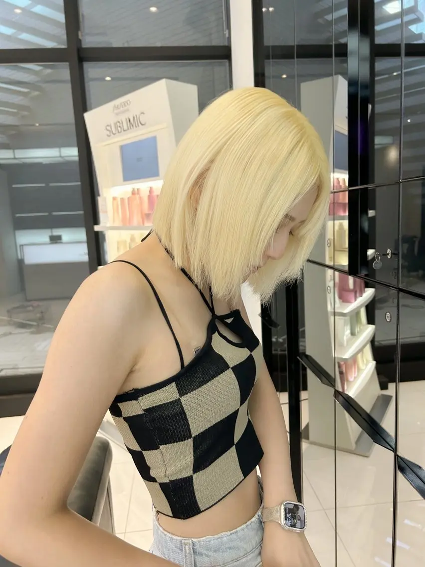【カット+ダブルカラ-】韓国ヘア トレンドレイヤーカット/艶カラ一/透明感カラーの写真