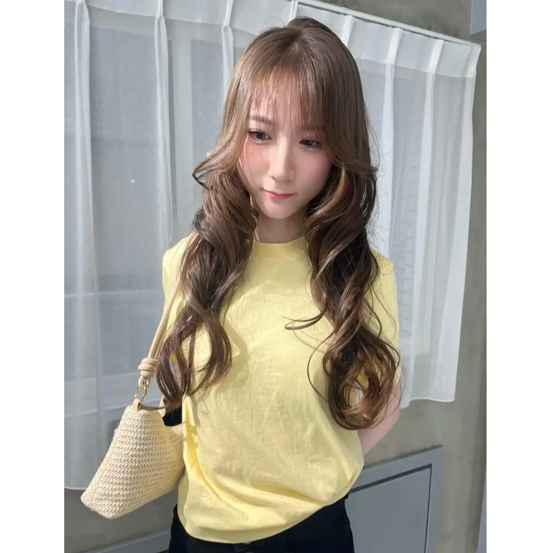 ロング カラー ベージュカラー ブリーチ ダブルカラー ハイトーンカラー ブリーチなしカラー ヘアカラー 広香🪽ハイトーン/ レイヤー/ヘアセットのヘアスタイル